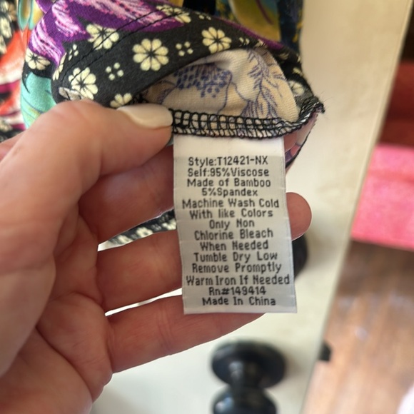 Johnny Was top - Picture 4 of 4